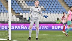 Hedvig Lindahl, del Atl&eacute;tico, durante la semifinal de la Supercopa con el Bar&ccedil;a.
 