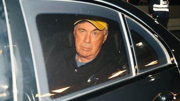 El nuevo entrenador de la seleccin brasile?a de ftbol, Carlo Ancelotti, a su llegada a Ro de Janeiro.