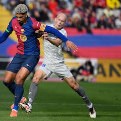 Alineación confirmada del Barcelona ante el Sevilla hoy en LaLiga EA Sports