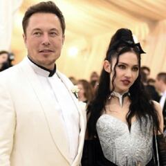 La novia de Elon Musk explica por qué han llamado a su hijo X Æ A-12