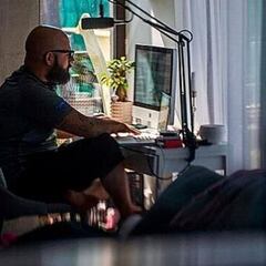 ¿Tienen que ampliar su jornada laboral aquellos trabajadores que tienen teletrabajo parcial?