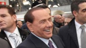 El presidente del Milan, Silvio Berlusconi, critic&oacute; a Mario Balotelli.
