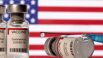 Officials at the Centers for Disease Control and Prevention are recommending that Americans get a covid-19 booster shot with the updated vaccines.