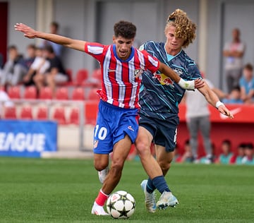 Rayane, durante el partido contra el Leipzig. 