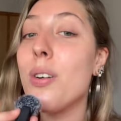 Una uruguaya que vive en España hace un gesto de cortesía típico de su país a una embarazada y hace el gran ridículo