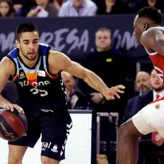 El Burgos asalta el Nou Congost ante un combativo Manresa