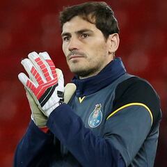 Clamor en Oporto para que renueve Iker Casillas