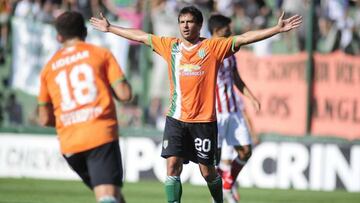 Cvitanich impulsa a Banfield
