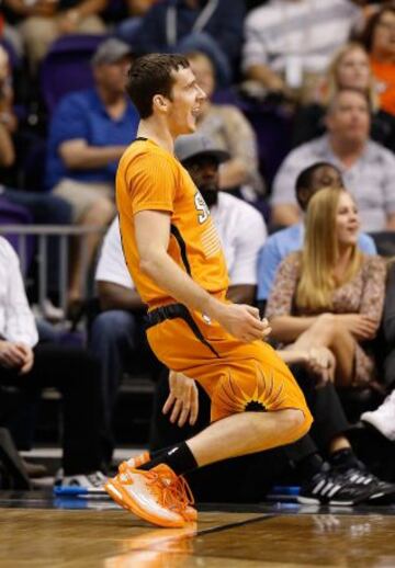 Goran Dragic reacciona así tras fallar un triple ante los Kings.