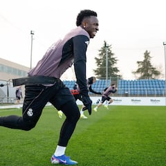 Vinicius, en el taller de Pintus