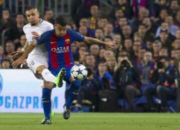 Rafinha y Kurzawa.