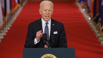 Joe Biden firmó el plan de rescate económico, y de acuerdo con la 'Casa Blanca' tan pronto como este fin de semana podrían comenzar a enviarse.