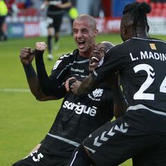 El casi ascenso de Vicente Moreno en el Anxo Carro