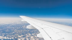 Check out this clever travel hack that will help you make the most of your phone during your flight