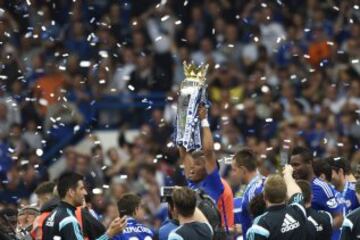 El Chelsea celebró su título de campeón de la Premier League. 