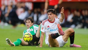 Juanlu, ante Valentín Gómez.