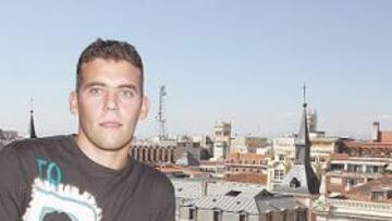 <b>UNA VIDA DIFERENTE. </b>Ha vivido veinte años entre la magnesia y el sudor de los gimnasios. Ahora Jesús Carballo se enfrenta a una vida nueva. diferente.