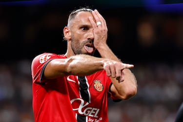 Celebración de Vedat Muriqi tras poner el primer gol del encuentro en el marcador.