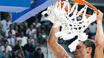 <b>IMPARABLE.</B> Polonia no encontro antidoto para frenar a Gasol.