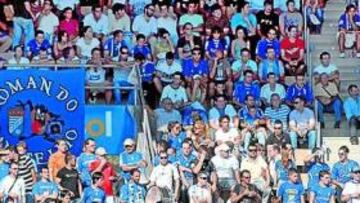 <b>CANSADOS. </b>La afición del Xerez busca cualquier alternativa para que Joaquín Morales se marche del Xerez.