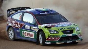 <b>BUENAS SENSACIONES</b>. El joven piloto finlandes Latvala lidera la prueba junto a HIrvonen.