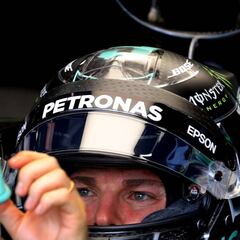 Brazilian Grand Prix: Rosberg pips Hamilton in final practice