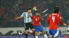 Fiel a su estilo: Vidal provoca a De Paul con este polémico gesto