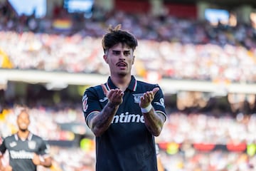 Juan Cruz celebra un gol contra el Rayo.