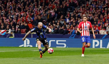 0-1. Contraataque del Inter. Alessandro Bastoni centra a Nicolo Barella, se mete en el área rojiblanca, da un pase a trás y aparece Federico Dimarco para finalizar la jugada.