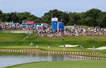 Le Golf National, Guyancourt, France. General view of the golf course during round three. 
