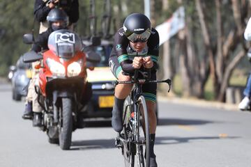 Daniel Martínez defendió el título siendo el más rápido de la CRI haciendo 48:02 en 41.4 km de en los Juegos Nacionales. Nairo sorprendió con su gran tiempo (48:30). Ana Cristina fue la campeona en categoría élite. 
