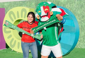 El color de la afición en el México vs Trinidad y Tobago