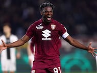STADIO GRANDE TORINO, TORINO, ITALY - 2026/03/13: Duvan Zapata of Torino Fc celebrates after scoring a goal during the Serie A football match between Torino Fc and Parma Calcio . Torino Fc wins 4-1 over Parma Calcio. (Photo by Marco Canoniero/LightRocket via Getty Images)
