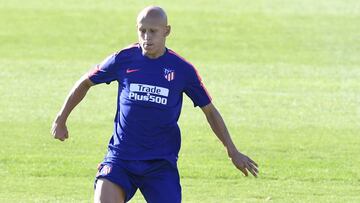 V&iacute;ctor Mollejo, durante un entrenamiento con el Atl&eacute;tico. 