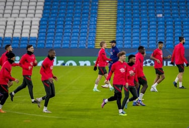 Diego Simeone talks Man City, Man Utd ahead of Champions League clash