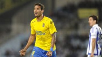 Willian José celebra el gol del pase de Las Palmas.
