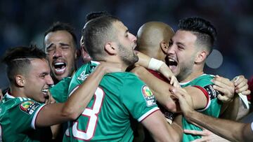 Soccer Football - Africa Cup of Nations 2019 - Quarter Final - Ivory Coast v Algeria - Suez Stadium, Suez, Egypt - July 11, 2019 Algeria players celebrate after the match REUTERS/Suhaib Salem
