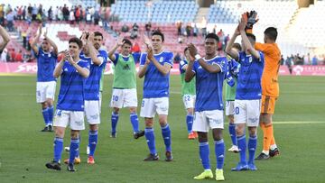 27/04/19 PARTIDO SEGUNDA DIVISION
ALMERIA -- OVIEDO
JUGADORES APLAUDEN APLAUSOS AL FIN DE PARTIDO