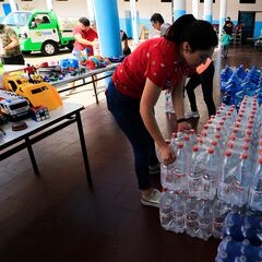 Centros de acopio en Santiago para damnificados por incendios: cuál es el más cerca, dónde están y qué se necesita