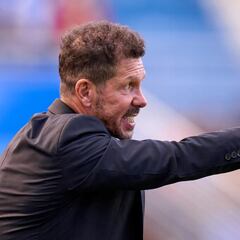 Simeone shows sympathy for Koeman: "I respect him a lot"