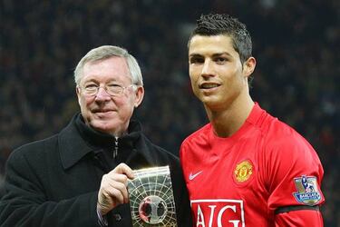 Sir Alex Ferguson explains why Ronaldo is better than Messi