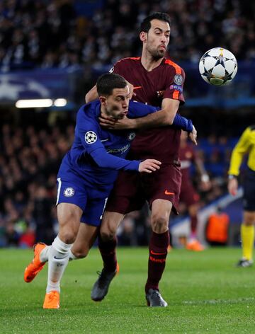 Eden Hazard y Sergio Busquets.