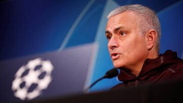 Mourinho sugiere que sus jugadores ignoran sus órdenes