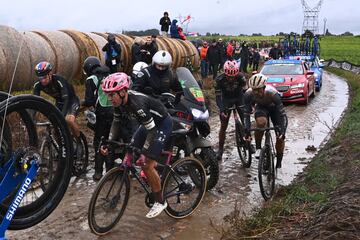 Las espectaculares im¨¢genes de la Paris-Roubaix