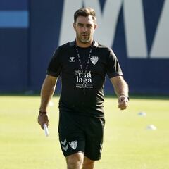 “¿Nueve meses sin ganar en La Rosaleda? No lo pienso”