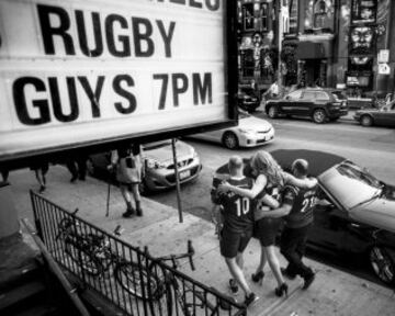 Colección de fotografías del primer equipo de Rugby gay Muddy York Rfc de Toronto.