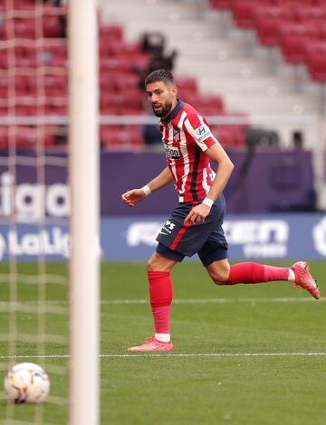 Yannick Carrasco marca el 3-0 al Eibar. 