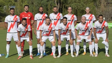 El Rayo posa antes del partido frente al Al-Shabab