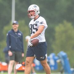 Patriots pierden a Hunter Henry por lesión en el hombro