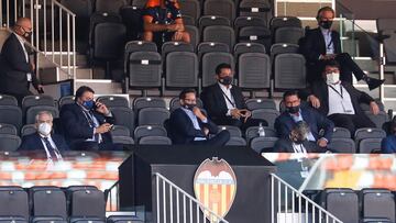 Anil Murthy, en el palco de Mestalla a principio de temporada.